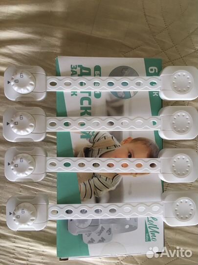 Замок-блокиратор на мебель от детей