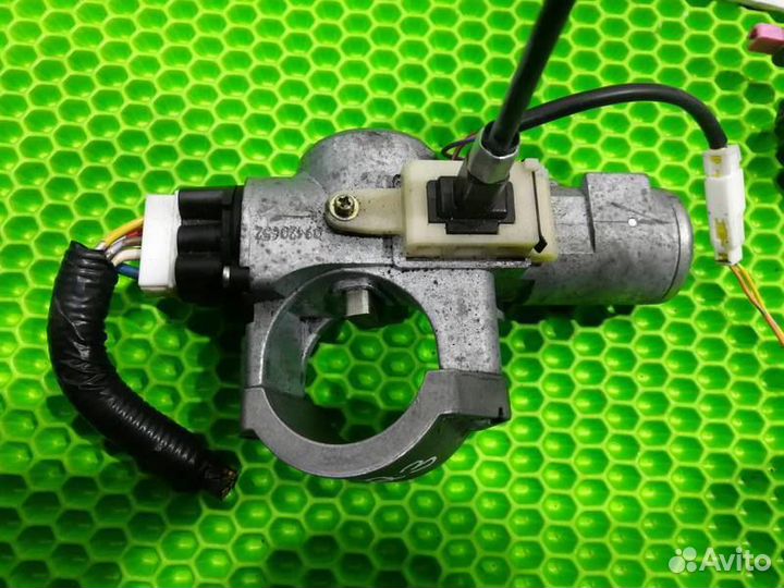 Замок зажигания + ключ + личинка двери Note E11