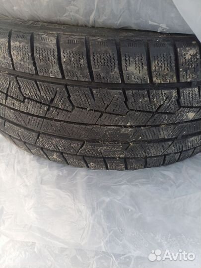 Roadstone ST-701 275/45 R20 35P