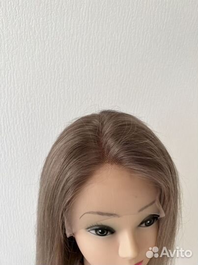 Парик из натуральных волос блонд