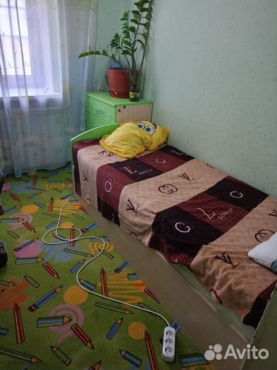 Продам уголок школьника