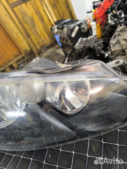 Фара правая Volkswagen Golf 6 Галоген