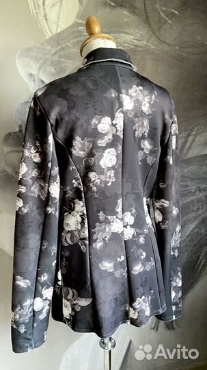 Пиджак женский