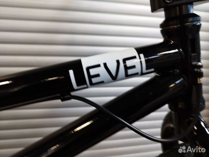 Трюковой велосипед Bmx Tech Team Level