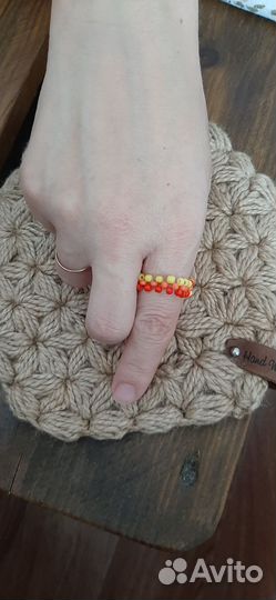 Плетенные из бисера