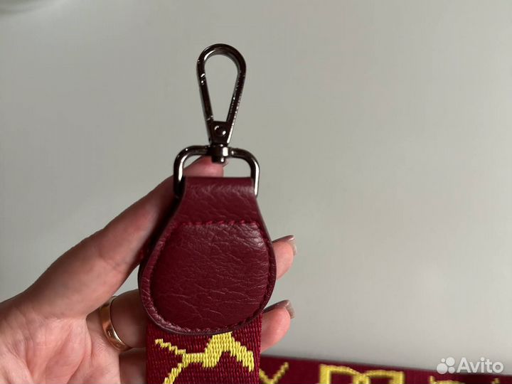 Новый плечевой ремень на сумку бордовый