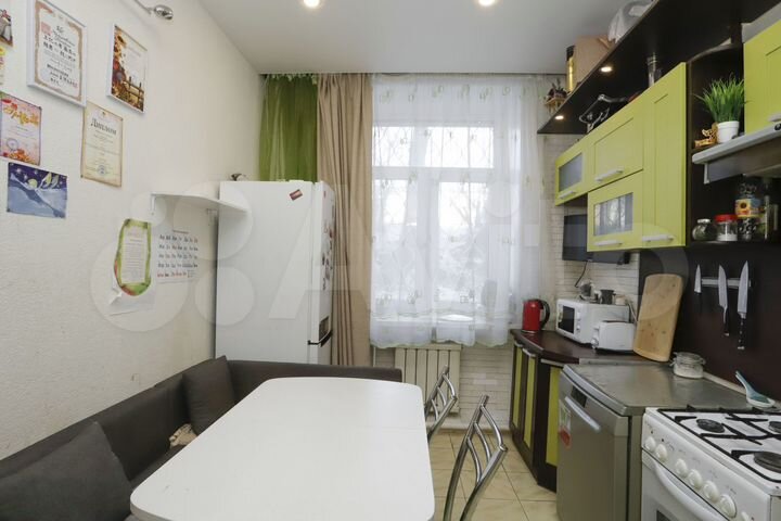 2-к. квартира, 50,5 м², 1/3 эт.