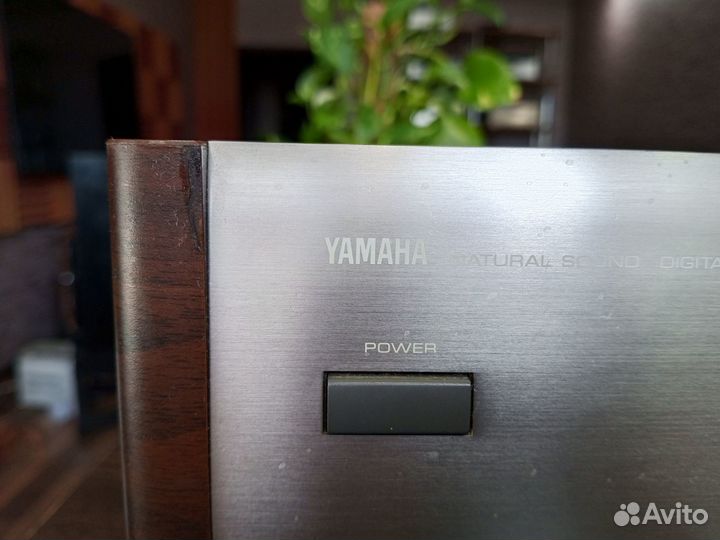 Усилитель Yamaha AVX-1000DSP, Япония, 100 вольт
