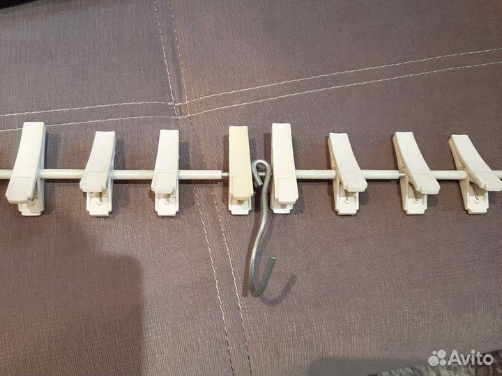 Сушилка на батарею и вешалка - плечики