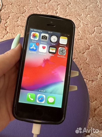 Телефон iPhone 5s
