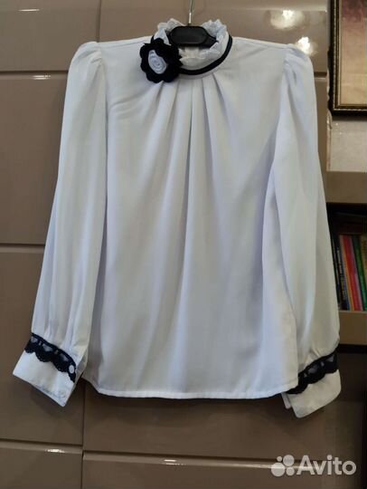 Школьная блузка