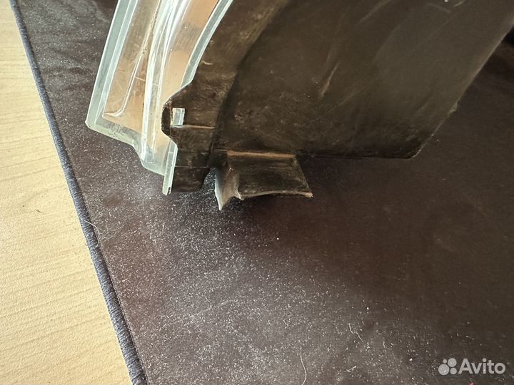 Фара передняя правая на pajero 4 ксенон ориг