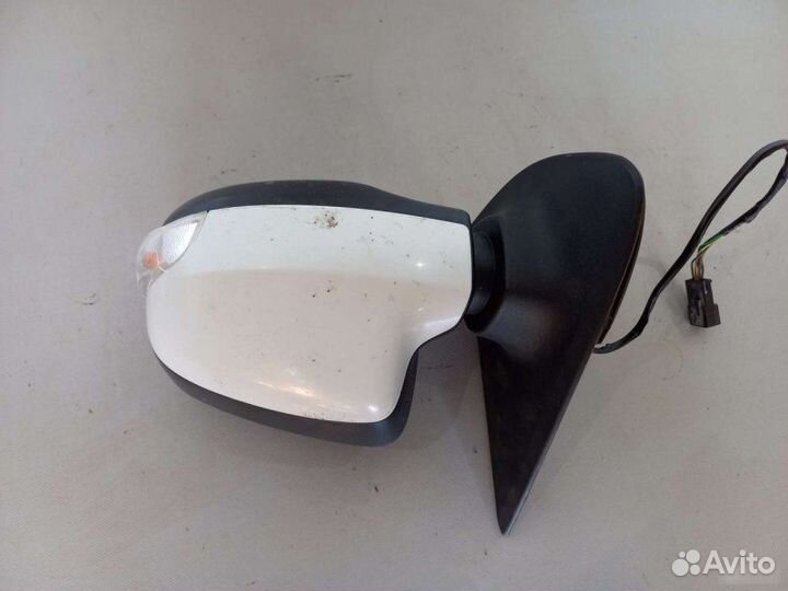Зеркало левое Renault Logan седан 1.6 2014