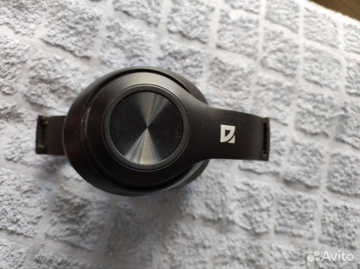 Беспроводные наушники