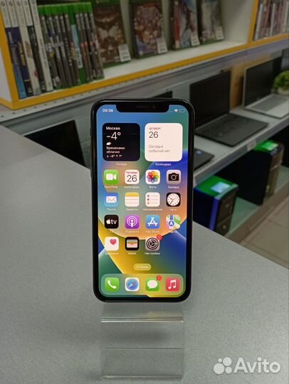 iPhone X, 64 ГБ