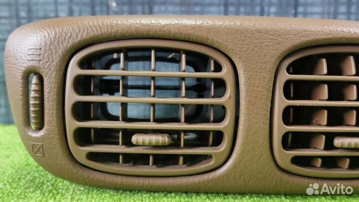 Воздуховод передний Chevrolet Trailblazer GMT360