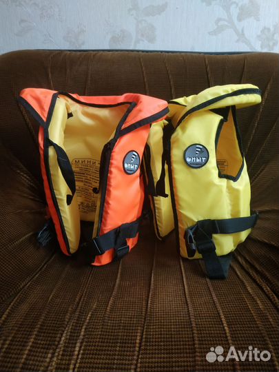 Жилет плавательный страховочный