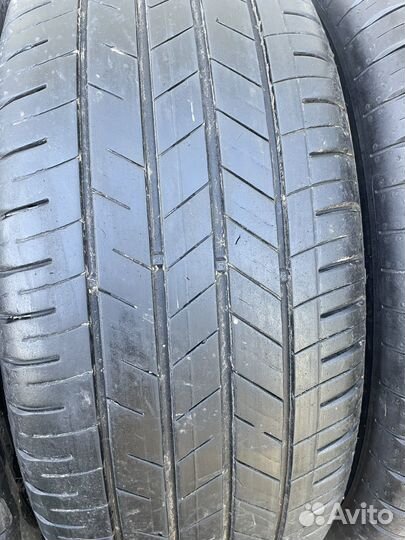 Goodyear EfficientGrip 215/60 R16