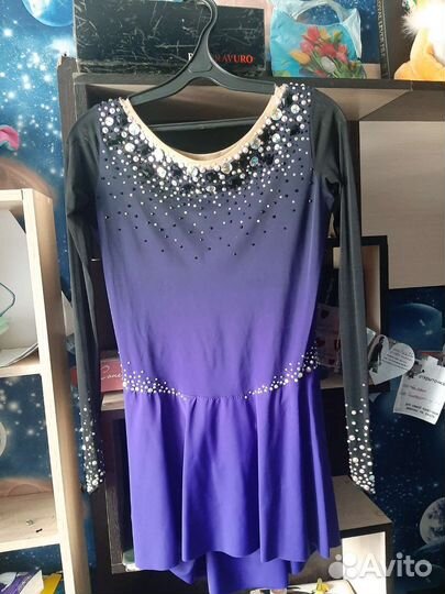 Костюм для фигурного катания