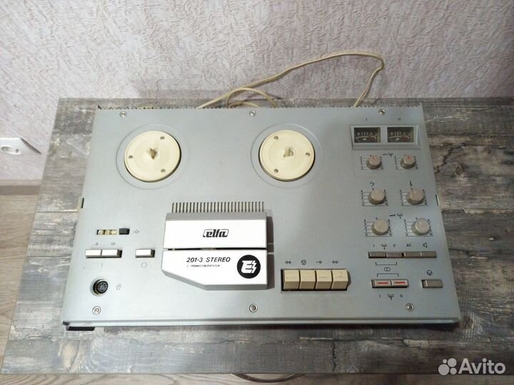 Катушечный магнитофон Эльфа 201-3