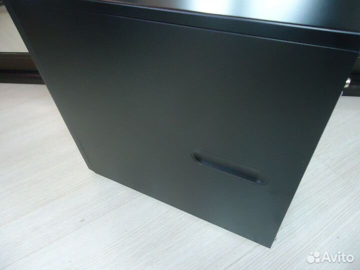 Корпус InWin ENR021BL