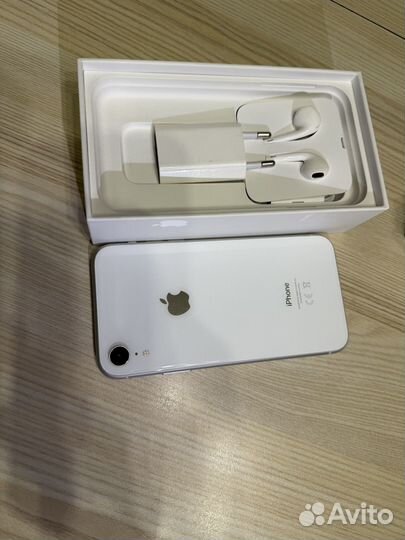iPhone Xr, 128 ГБ