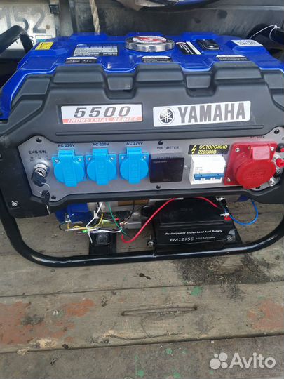 Продаю генератор