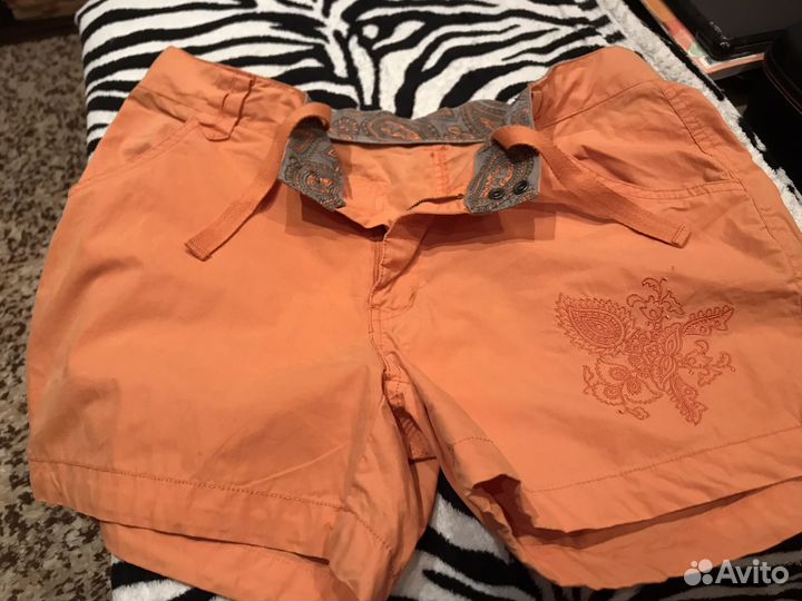 Шорты женские