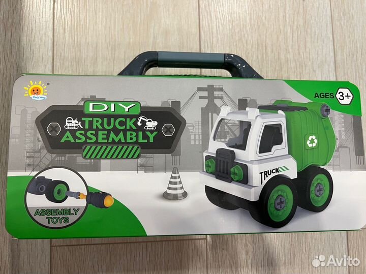 Машинка конструктор