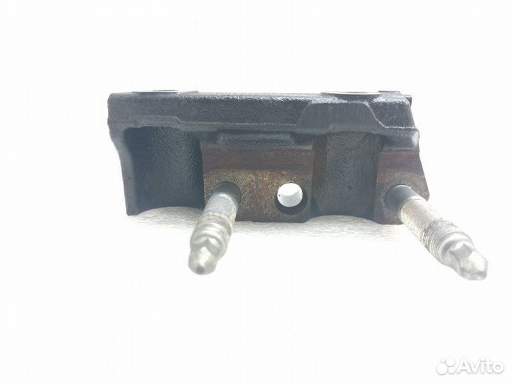 Кронштейн двигателя правый Toyota Estima ACR50W