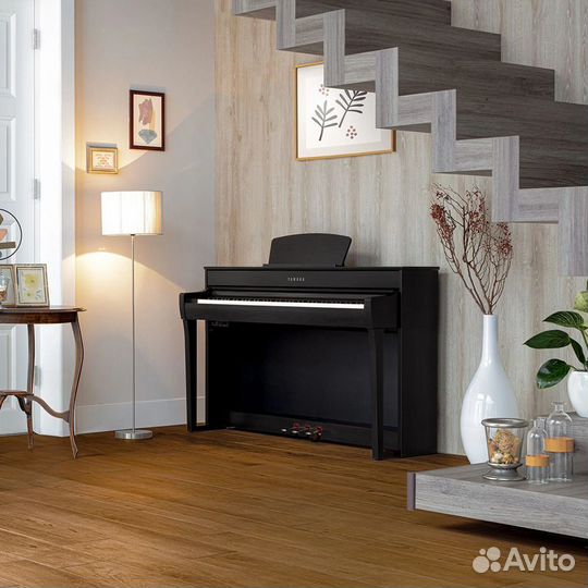 Цифровое фортепиано Yamaha CLP-735B + Банкетка