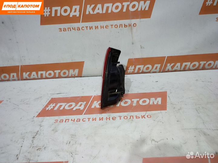 Фонарь крышки багажника левый Volkswagen Tiguan