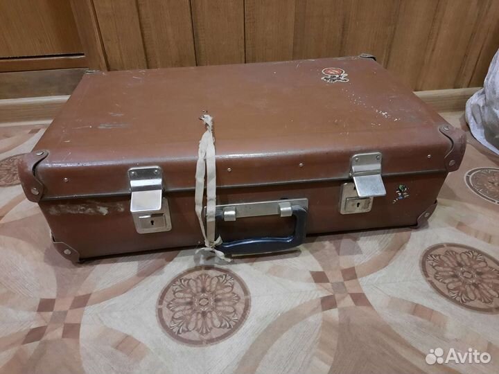 Сумки,портфель,чемодан,тубус ретро