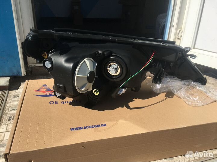 Фара левая галоген toyota RAV4 2012 2013 2014 2015