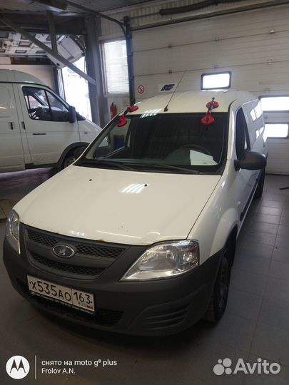 Лобовое стекло на LADA Largus автостекло