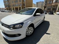 Volkswagen Polo 1.6 AT, 2011, 144 500 км, с пробегом, цена 914 000 руб.