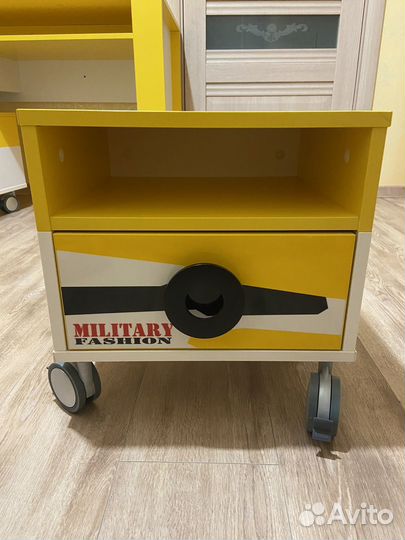 Детский мебельный гарнитур