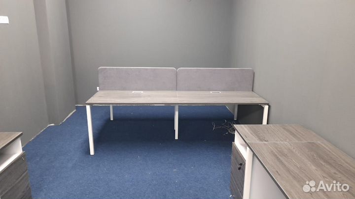 Стол офисный для сотрудников
