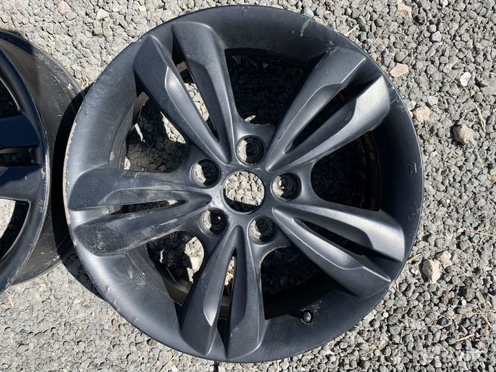 Диски hyundai ix35 R17 ET48 DIA 67,1 5/114,3
