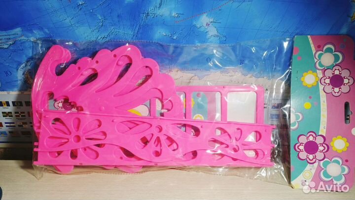 Кроватка и карета для кукол