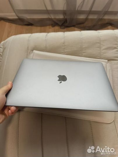 Apple MacBook Air M1