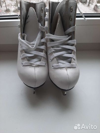 Коньки фигурные