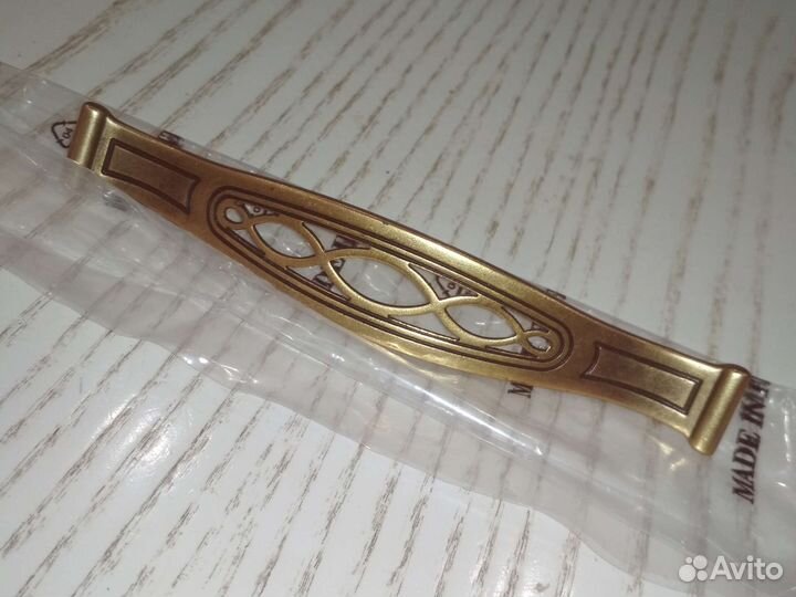 Ручки для мебели