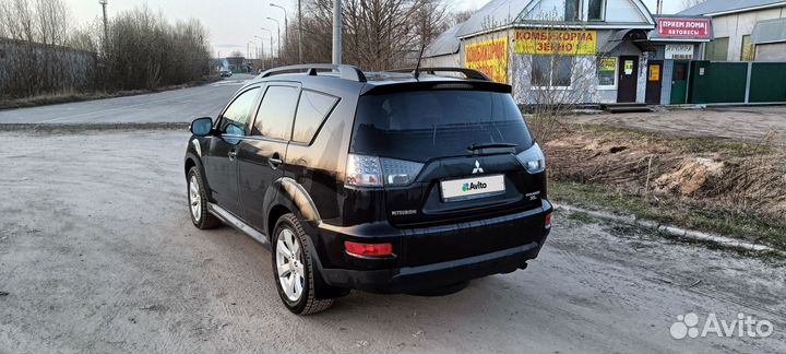 Mitsubishi Outlander 2.4 CVT, 2010, 270 000 км