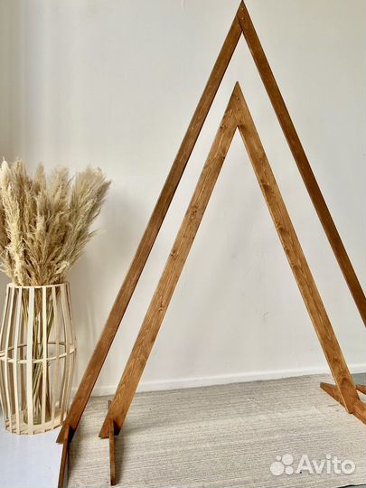 Свадебная Арка деревянная треугольная, фотозона