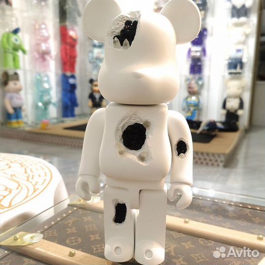 Фигурка bearbrick