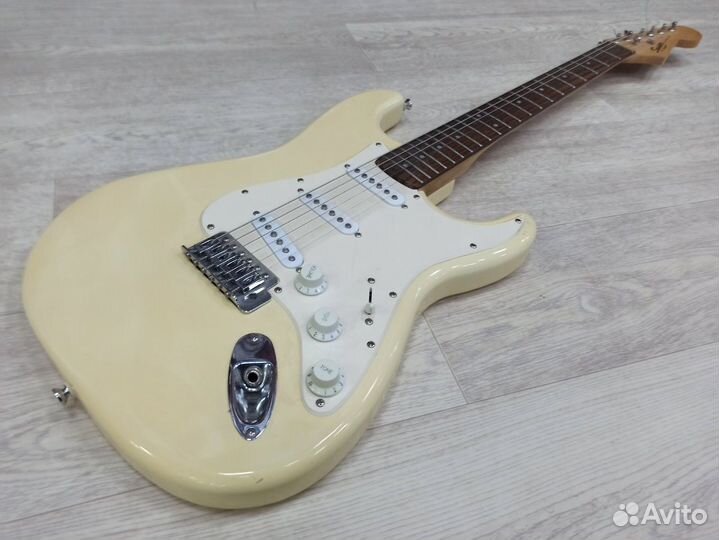 Электрогитара