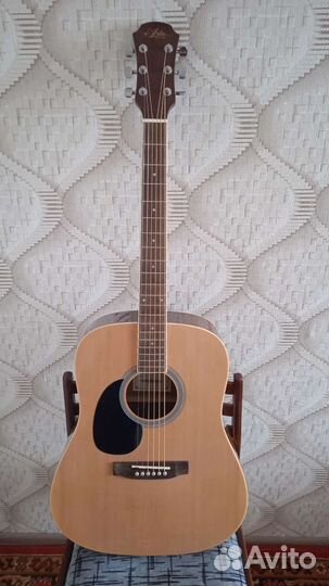 Леворукая Акустическая гитара Ария