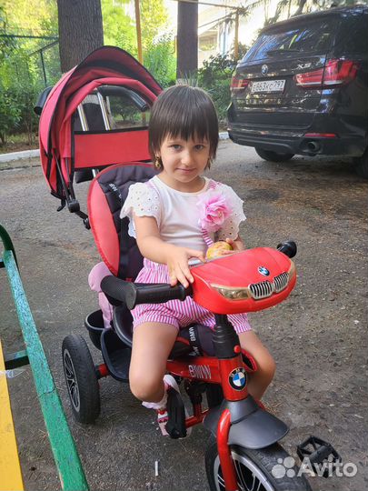 Трёхколёсный велосипед bmw красный