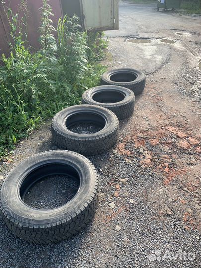 Dunlop Grandtrek SJ6 235/65 R17 104Q